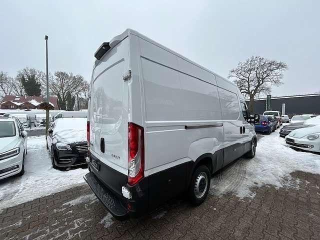 Gebraucht Iveco Daily 175 PS (128 kW) 2022 Van