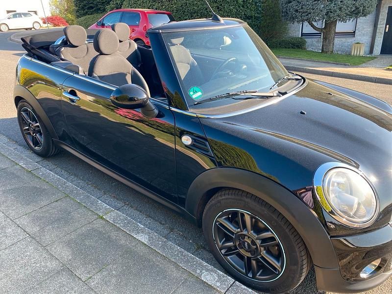 Occasion Mini One Cabriolet 98 ch (72 kW) 2010 Noir Cabriolet