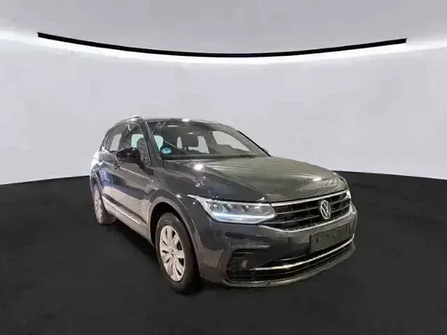 Gebraucht VW Tiguan Active 180 PS (132 kW) 2022 Grau SUV