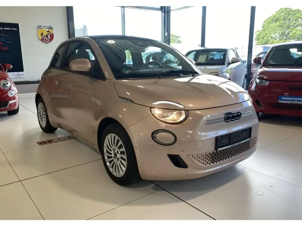 Gebraucht Fiat 500e Basis 86 kW (118 PS) 2024 Rose gold) (gold Cabrio