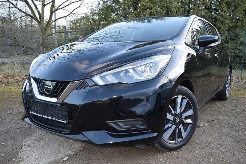 Gebraucht Nissan Micra Acenta 71 PS (52 kW) 2017 Schwarz Kleinwagen