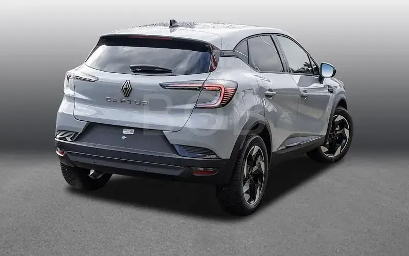 Używany Renault Captur Techno 140 KM (102 kW) 2025 Szary SUV