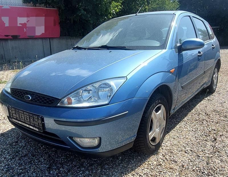 Blau Gebraucht 2002 Ford Focus Limousine | 999 € (Superpreis) - Bild 1/4