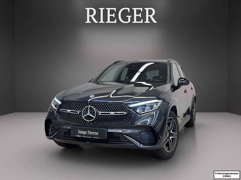 Metalliclack graphitgrau (metallic) Gebraucht 2025 Mercedes GLC300 AMG SUV | 55.749 € (Superpreis) - Bild 1/4