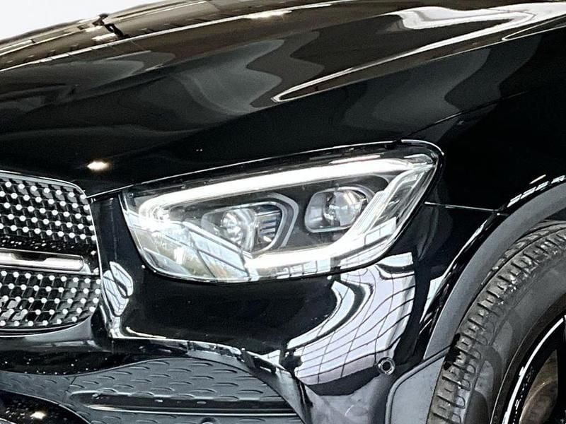 Gebraucht Mercedes GLC200 AMG 197 PS (144 kW) 2021 Schwarz SUV