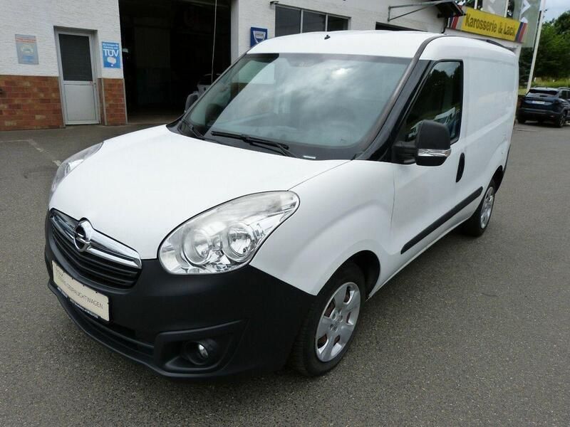 Weiß Gebraucht 2012 Opel Combo Van / Kleinbus | 2.999 € (Guter Preis) - Bild 1/4