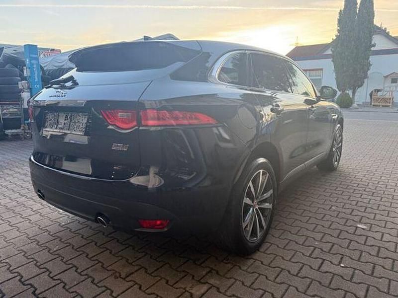 Gebraucht Jaguar F-Pace Prestige 180 PS (132 kW) 2019 Blau SUV