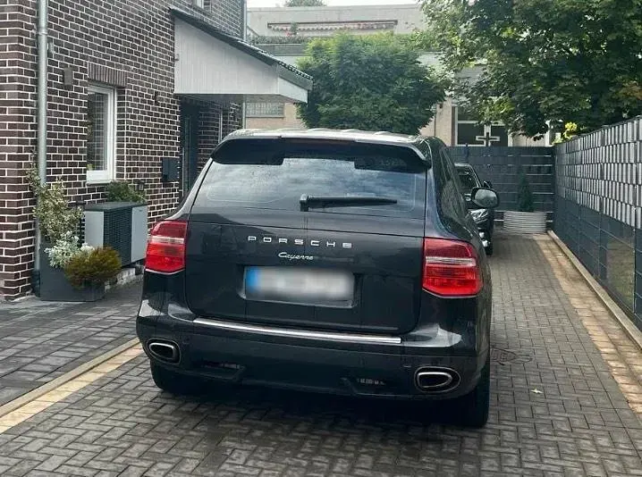 Gebraucht Porsche Cayenne 296 PS (217 kW) 2009 Schwarz SUV