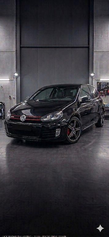Gebraucht VW Golf VI GTI 211 PS (155 kW) 2011 Schwarz Kleinwagen