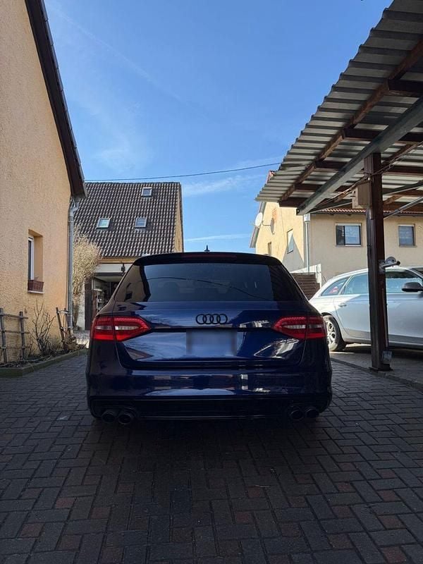 Second-hand Audi S4 Design 333 CP (244 kW) 2012 Albastru Break