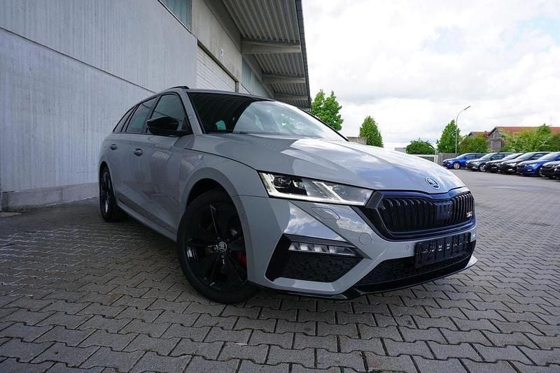 Steelgrau Gebraucht 2021 Skoda Octavia RS Kombi | 26.495 € (Teuer) - Bild 1/4