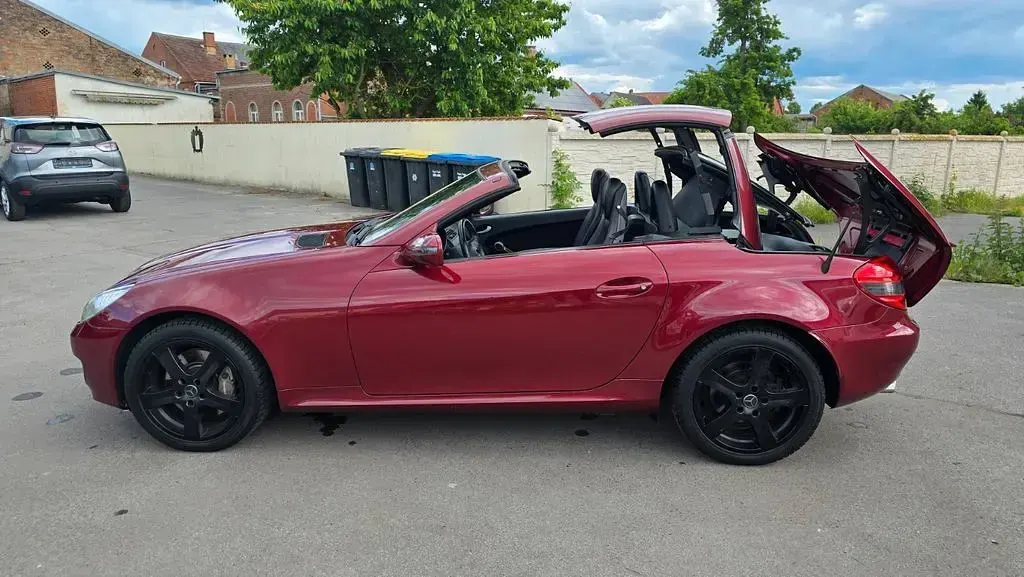 Gebraucht Mercedes SLK200 184 PS (135 kW) 2010 Rot Cabrio