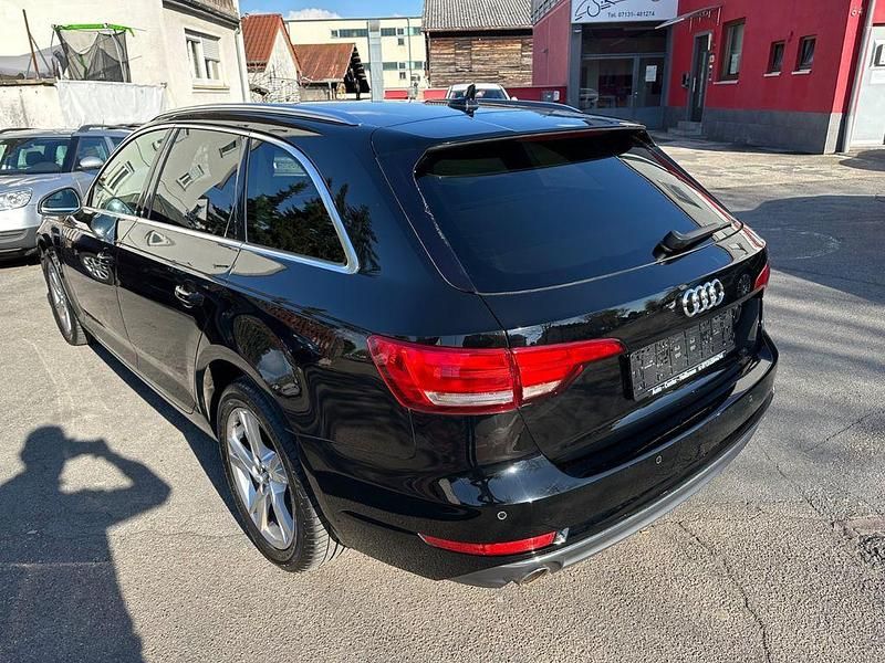 Gebraucht Audi A4 Sport 150 PS (110 kW) 2016 Schwarz Kombi