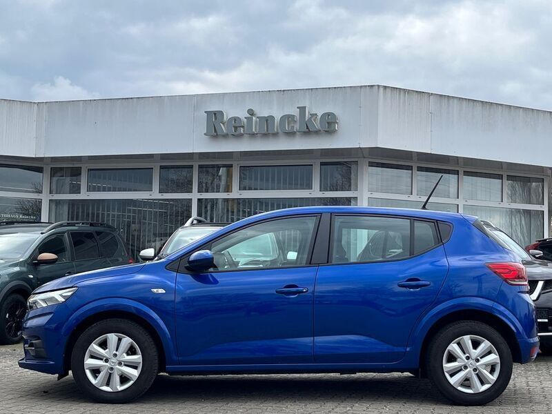 Blau Gebraucht 2021 Dacia Sandero Kleinwagen | 14.590 € (Fairer Preis) - Bild 1/4