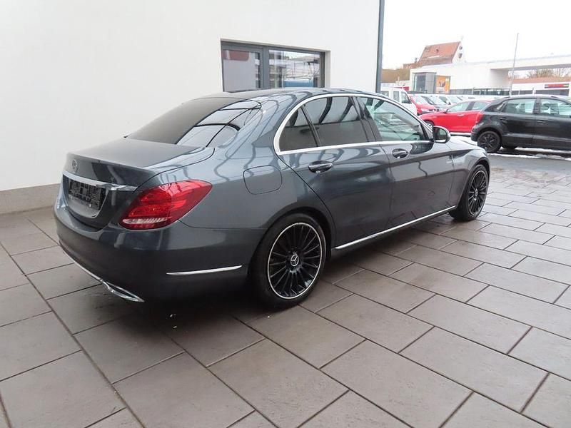 Gebraucht Mercedes C180 156 PS (114 kW) 2014 Grau Limousine