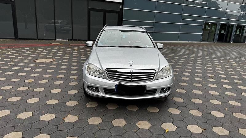 Silber Gebraucht 2009 Mercedes C180 Elegance Kombi | 5.500 € (Guter Preis) - Bild 1/4
