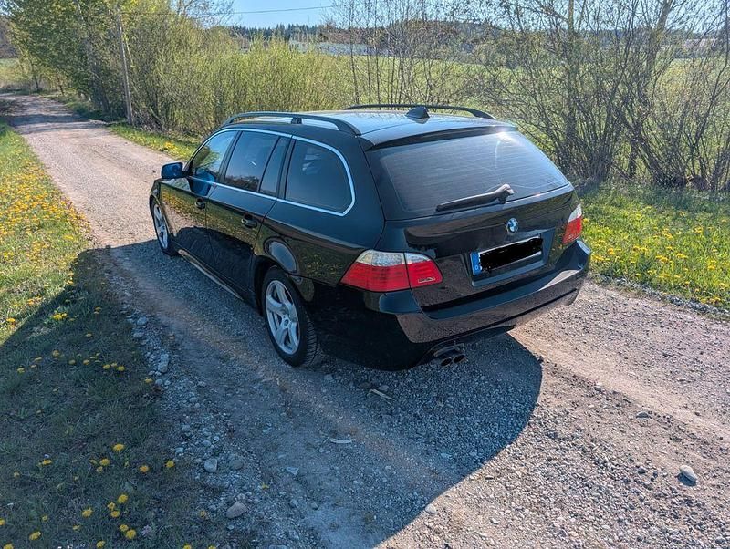 Second-hand BMW 525 197 CP (144 kW) 2008 Negru Break