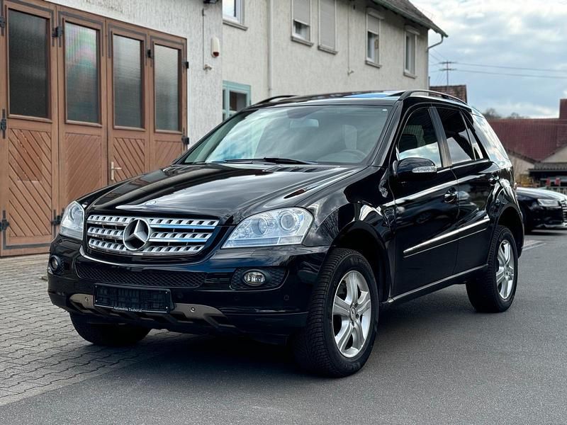 Gebraucht Mercedes ML420 306 PS (225 kW) 2007 Schwarz SUV