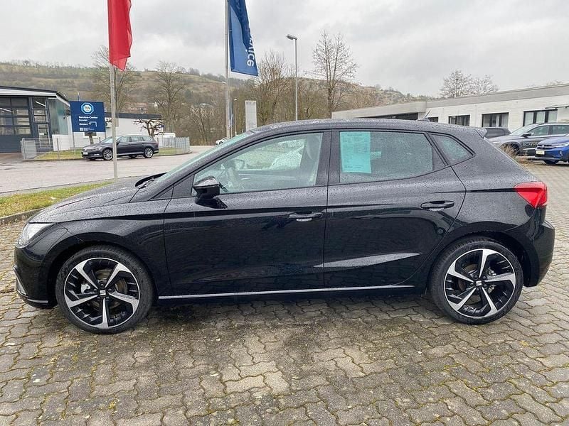 Neu Seat Ibiza FR 116 PS (85 kW) 2025 Mitternachtsschwarz Limousine