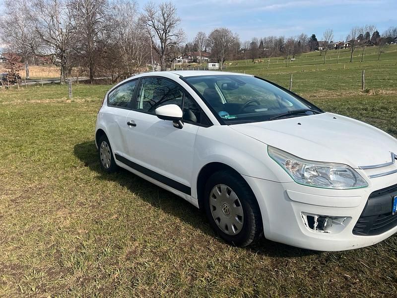 Gebraucht Citroën C4 88 PS (64 kW) 2012 Weiß Kombi