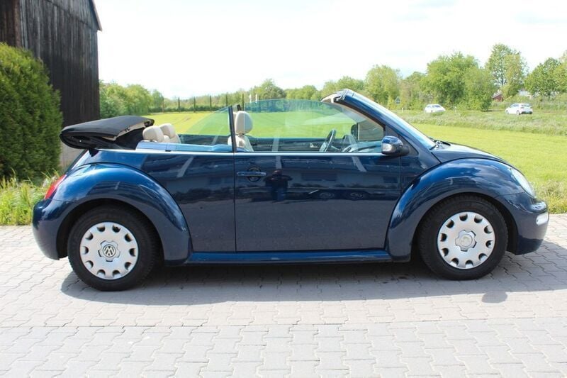 Gebraucht VW New Beetle Cabriolet 101 PS (74 kW) 2003 Blau Cabrio