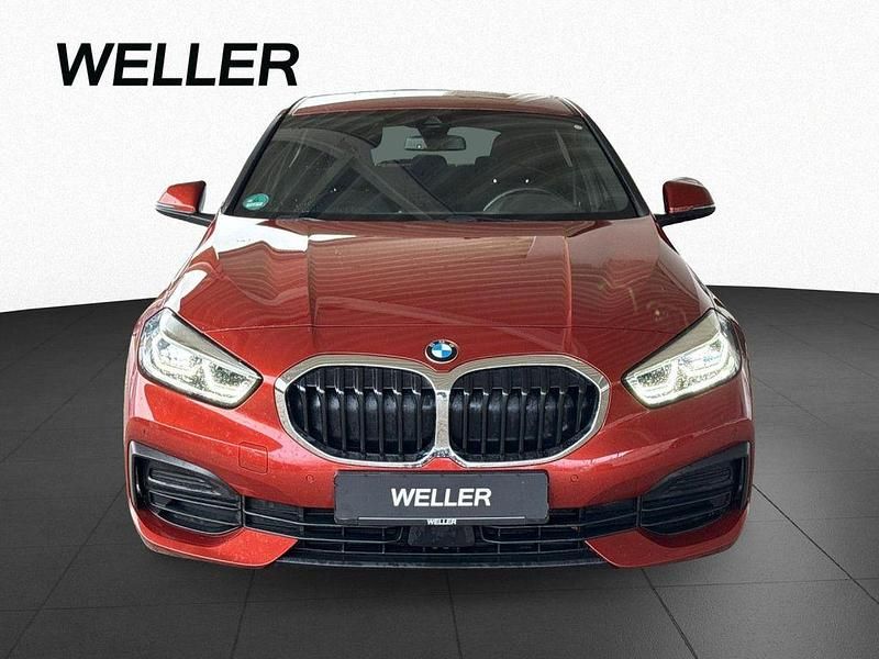 Gebraucht BMW 118 Advantage 136 PS (100 kW) 2023 Sunset orange (orange) Kleinwagen