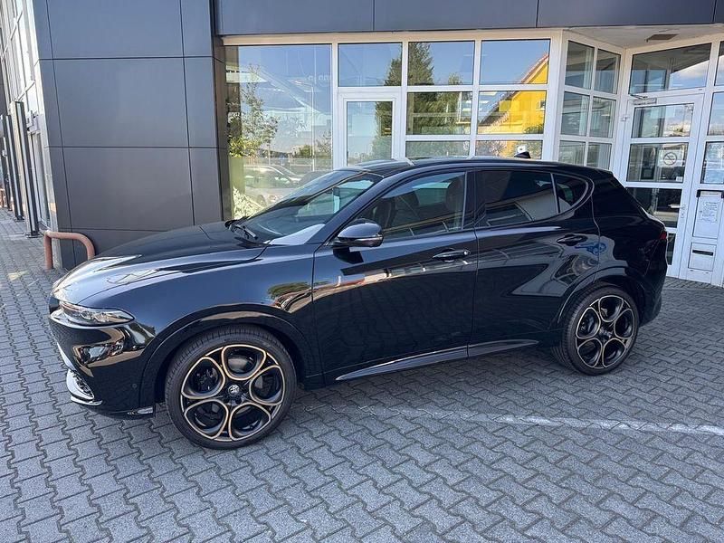 Neu Alfa Romeo Tonale 160 PS (117 kW) 2025 Schwarz SUV