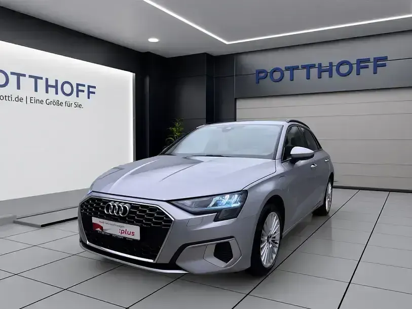 Gebraucht Audi A3 Sportback e-tron Advanced Plus 204 PS (150 kW) 2024 Kleinwagen