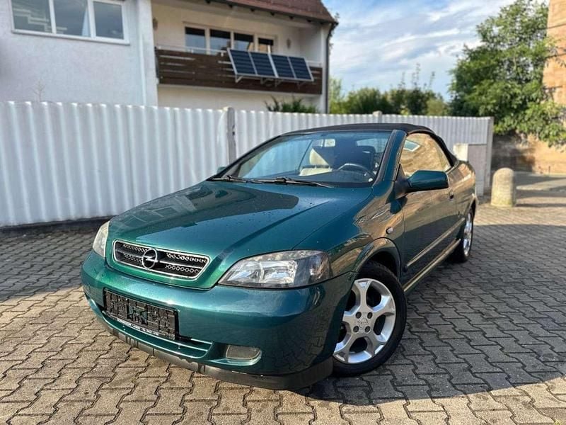 Blau Gebraucht 2005 Opel Astra Cabriolet Cabrio | 3.099 € (Fairer Preis) - Bild 1/4