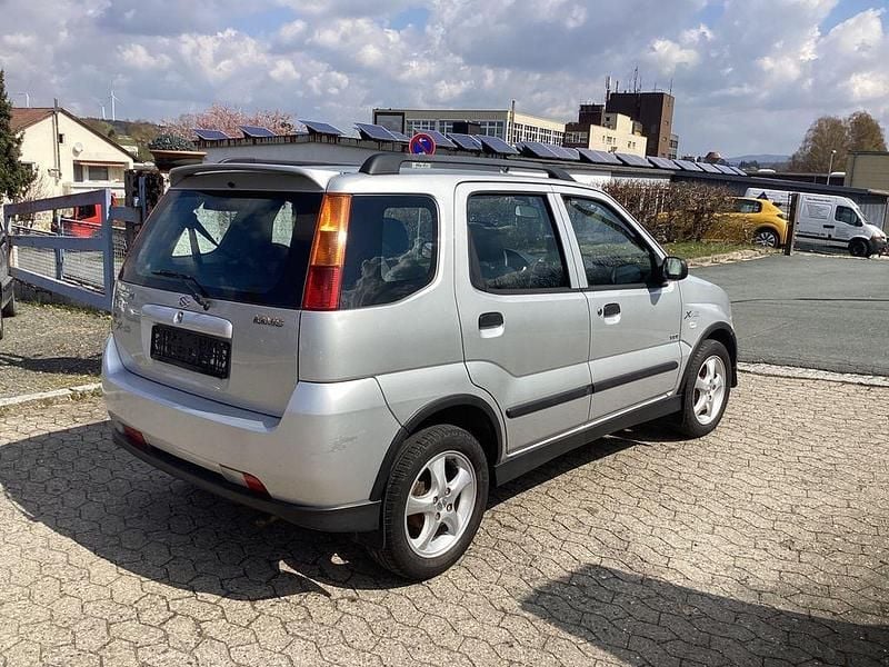 Second-hand Suzuki Ignis 94 CP (69 kW) 2008 Argintiu Hatchback