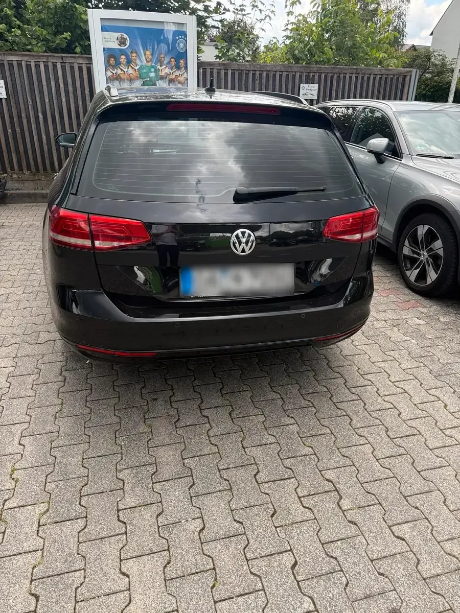 Gebraucht VW Passat 150 PS (110 kW) 2015 Schwarz Kombi