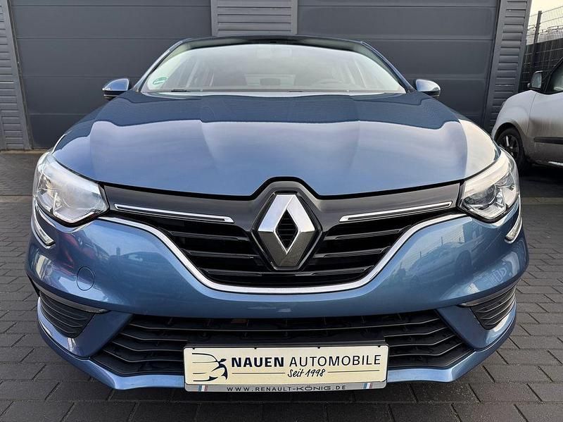 Gebraucht Renault Mégane IV Life 101 PS (74 kW) 2017 Blau Limousine