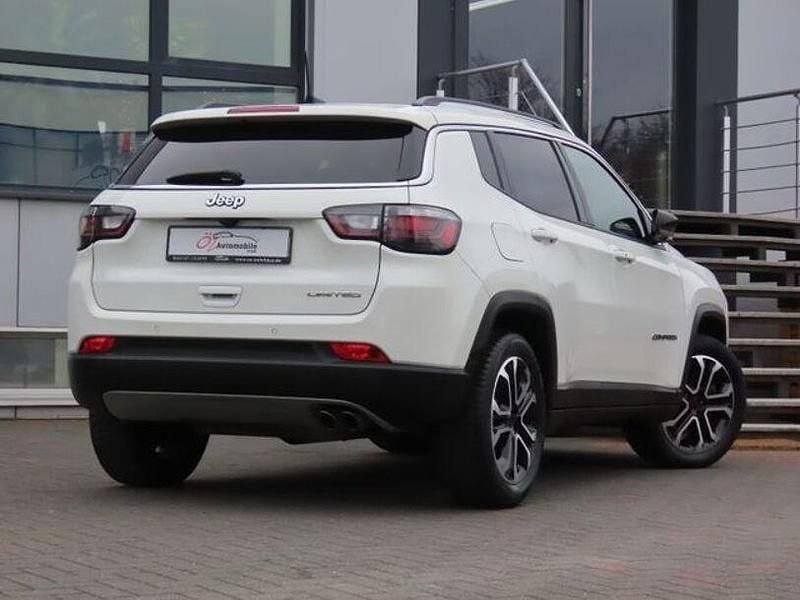 Gebraucht Jeep Compass 150 PS (110 kW) 2022 Alpine white SUV