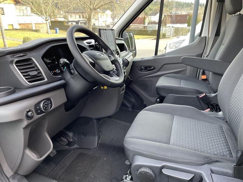 Gebraucht Ford Transit Trend+ 131 PS (96 kW) 2023 Frostweiß Van