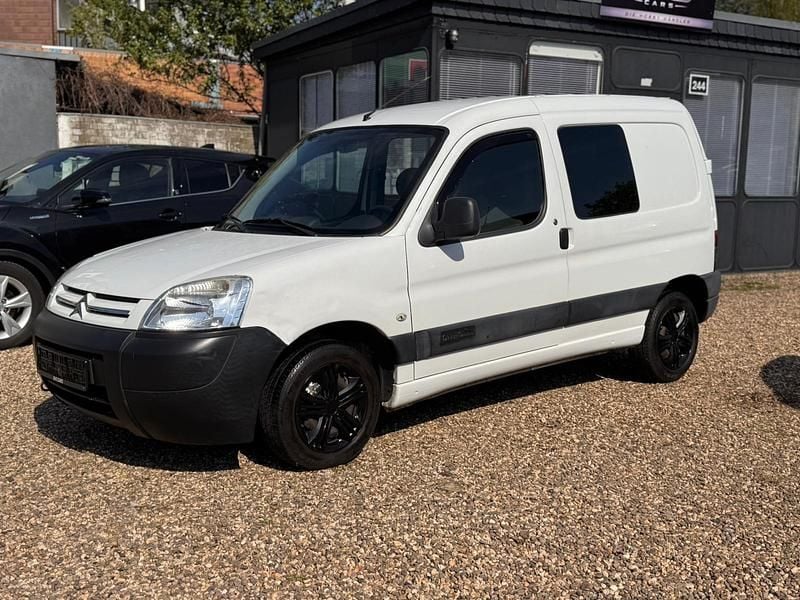 Second-hand Citroën Berlingo Advance 75 CP (55 kW) 2009 Alb Monovolum