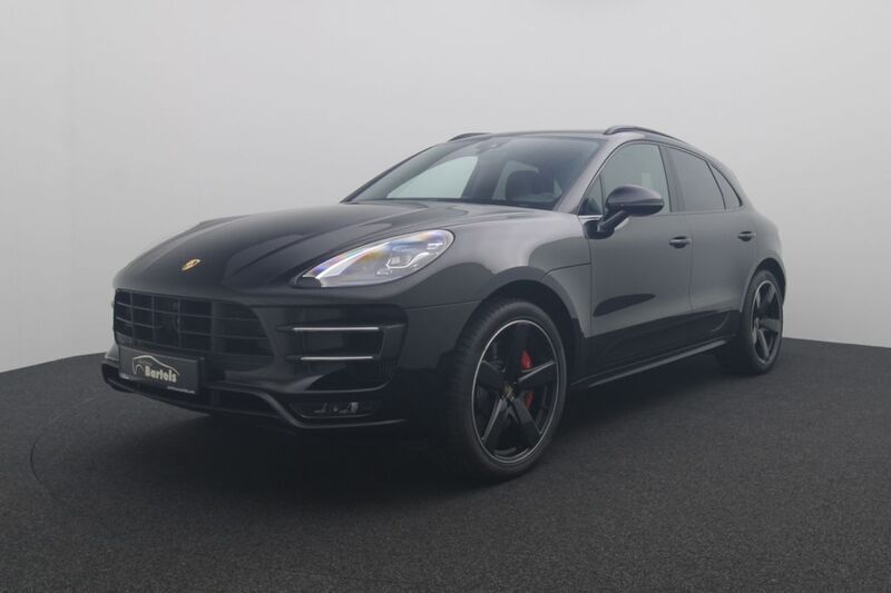 Schwarz Gebraucht 2017 Porsche Macan Turbo Performance Package SUV | 44.990 € (Guter Preis) - Bild 1/3