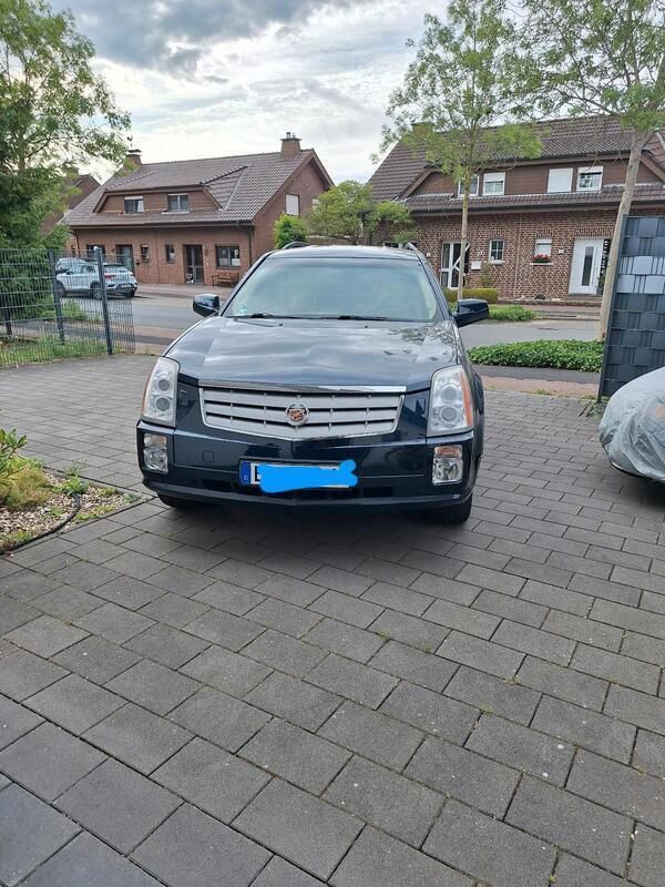Blau Gebraucht 2008 Cadillac SRX SUV | 4.900 € - Bild 1/1
