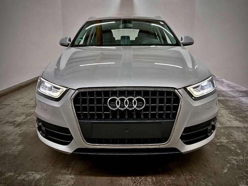 Eissilber Gebraucht 2014 Audi Q3 Premium SUV | 14.490 € (Guter Preis) - Bild 1/4