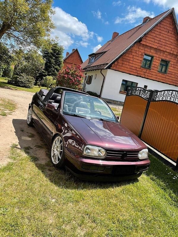 Violet Gebraucht 1995 VW Golf Cabriolet Highline Cabrio | 5.999 € - Bild 1/3