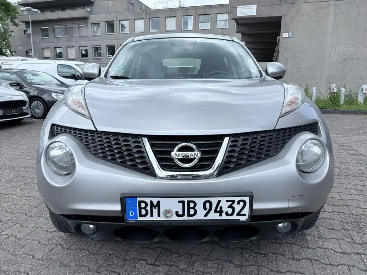 Gebraucht Nissan Juke Acenta 117 PS (86 kW) 2011 Silber SUV