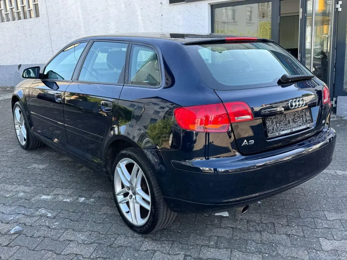 Gebraucht Audi A3 Attraction 102 PS (75 kW) 2007 Blau Kleinwagen