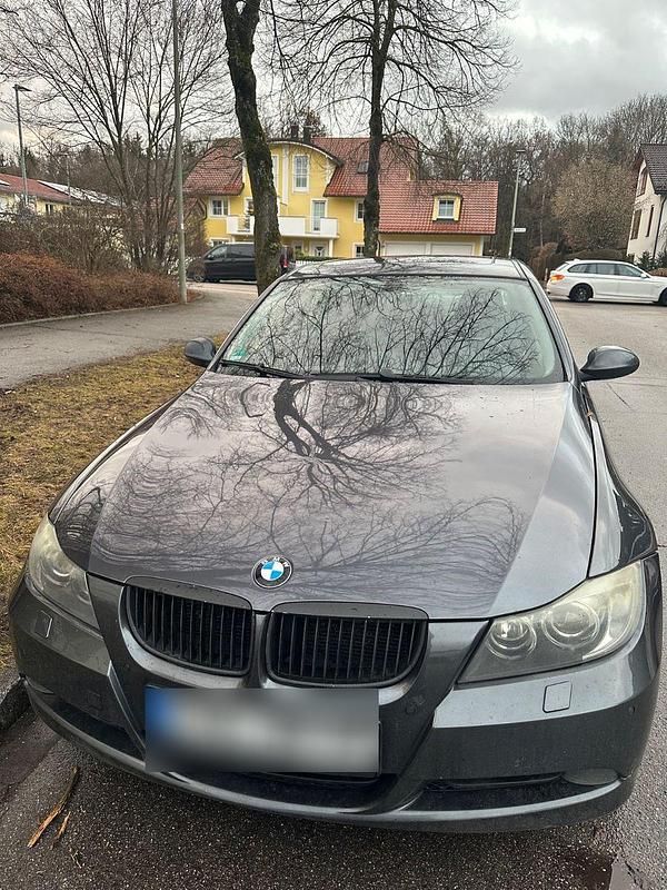 Second-hand BMW 320 150 CP (110 kW) 2005 Gri Berlinǎ