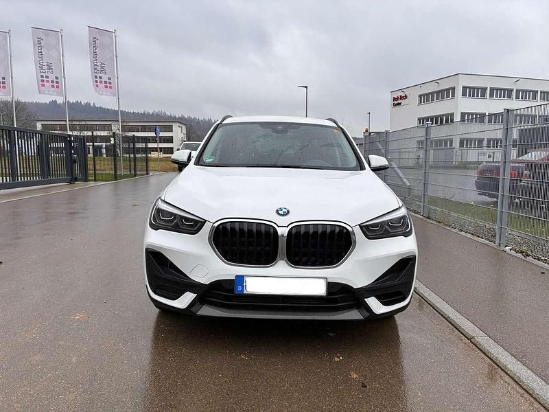 Gebraucht BMW X1 Advantage 140 PS (102 kW) 2019 Weiß SUV