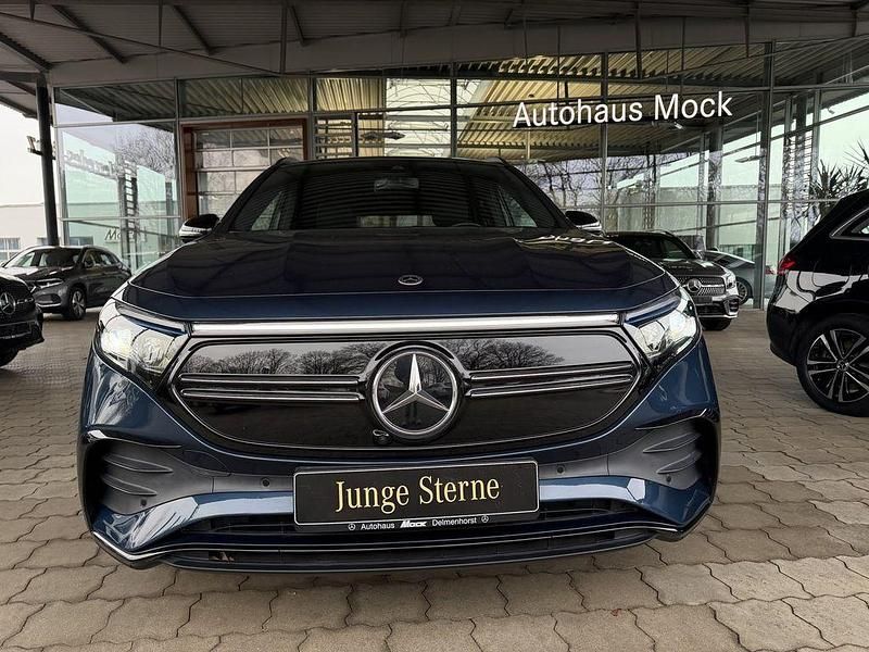 Gebraucht Mercedes EQA300 AMG 167 kW (228 PS) 2022 Blau SUV