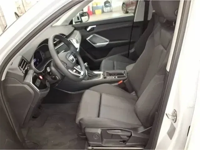 Gebraucht Audi Q3 Advanced 150 PS (110 kW) 2025 Weiss SUV