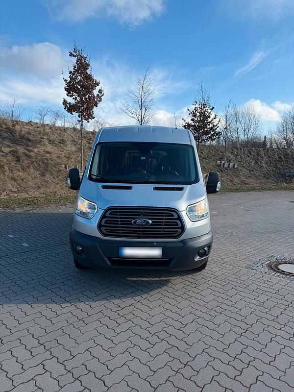 Gebraucht Ford Transit 131 PS (96 kW) 2018 Grau Van / Kleinbus