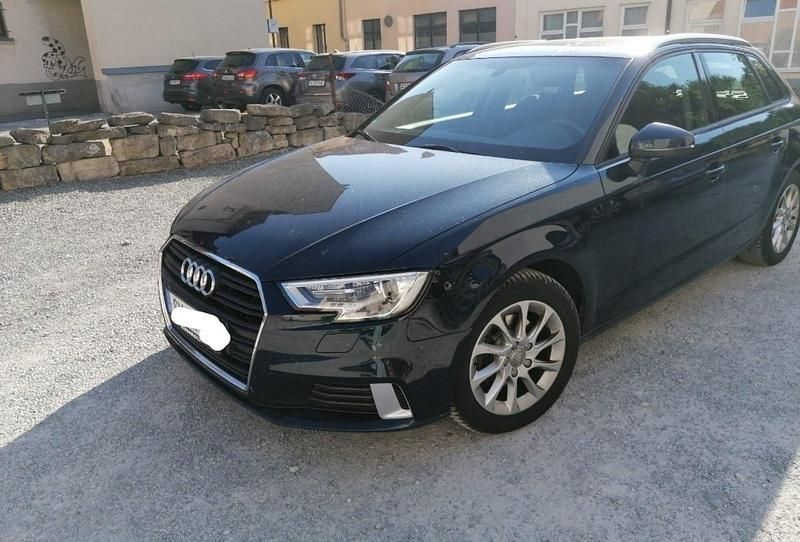 Gebraucht Audi A3 116 PS (85 kW) 2018 Limousine