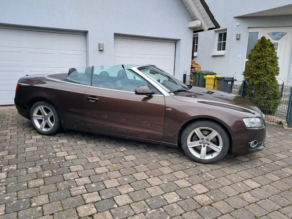 Gebraucht Audi A5 Cabriolet S-Line 211 PS (155 kW) 2011 Braun Cabrio
