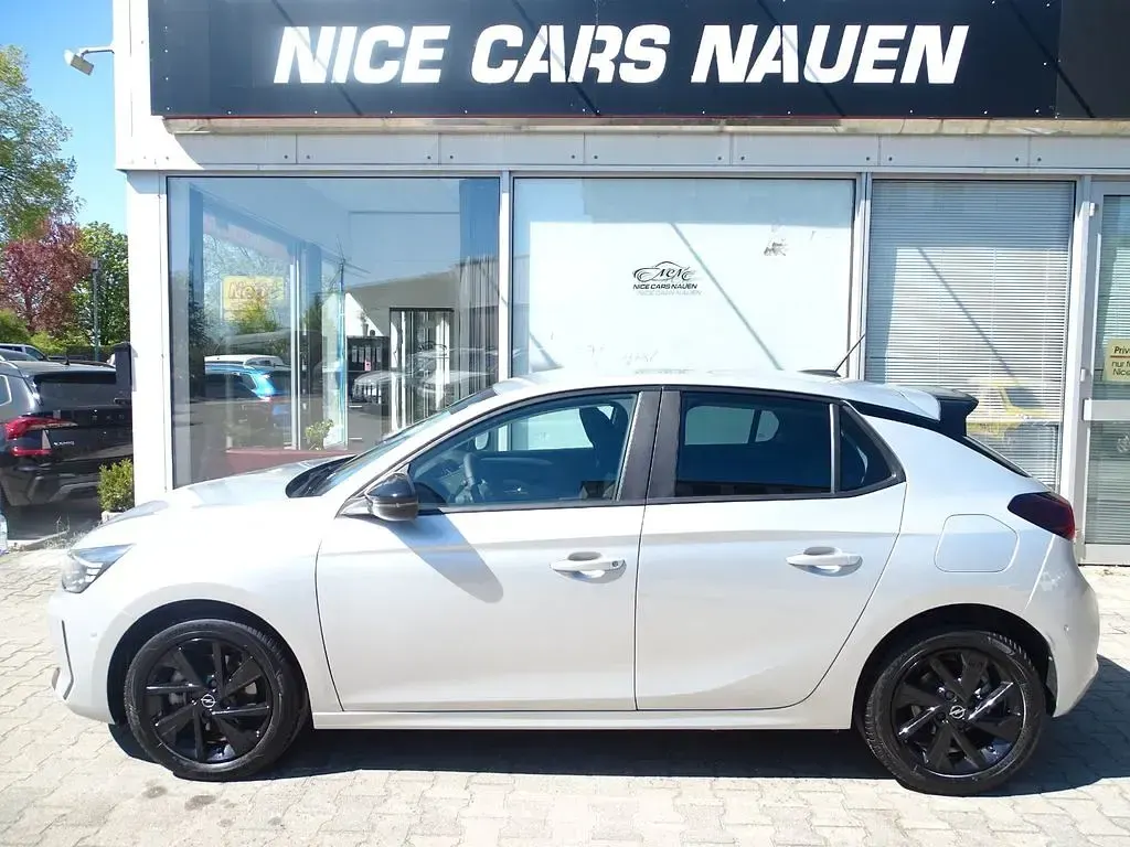 Gebraucht Opel Corsa Basis 101 PS (74 kW) 2024 Grau Kleinwagen
