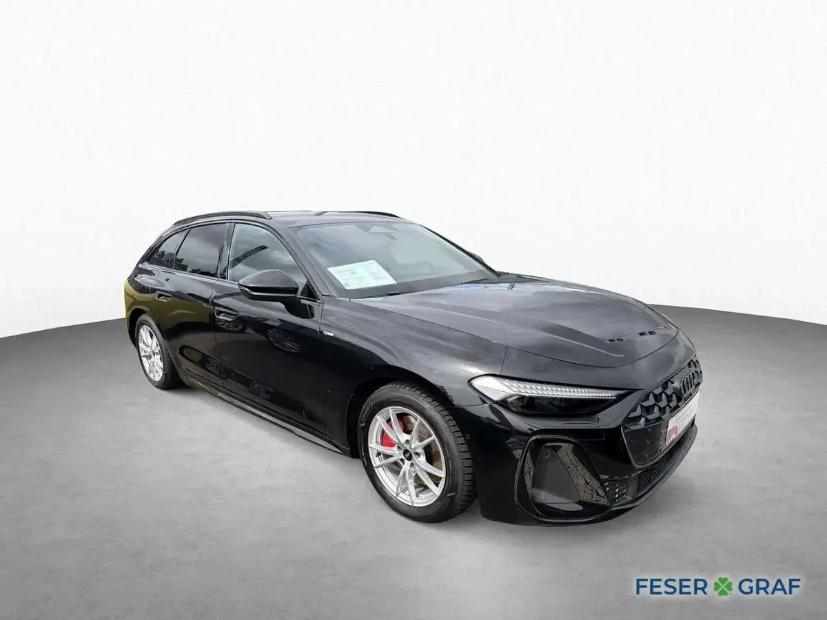 Gebraucht Audi A5 Ambiente 204 PS (150 kW) 2025 Mythosschwarz metallic Kombi